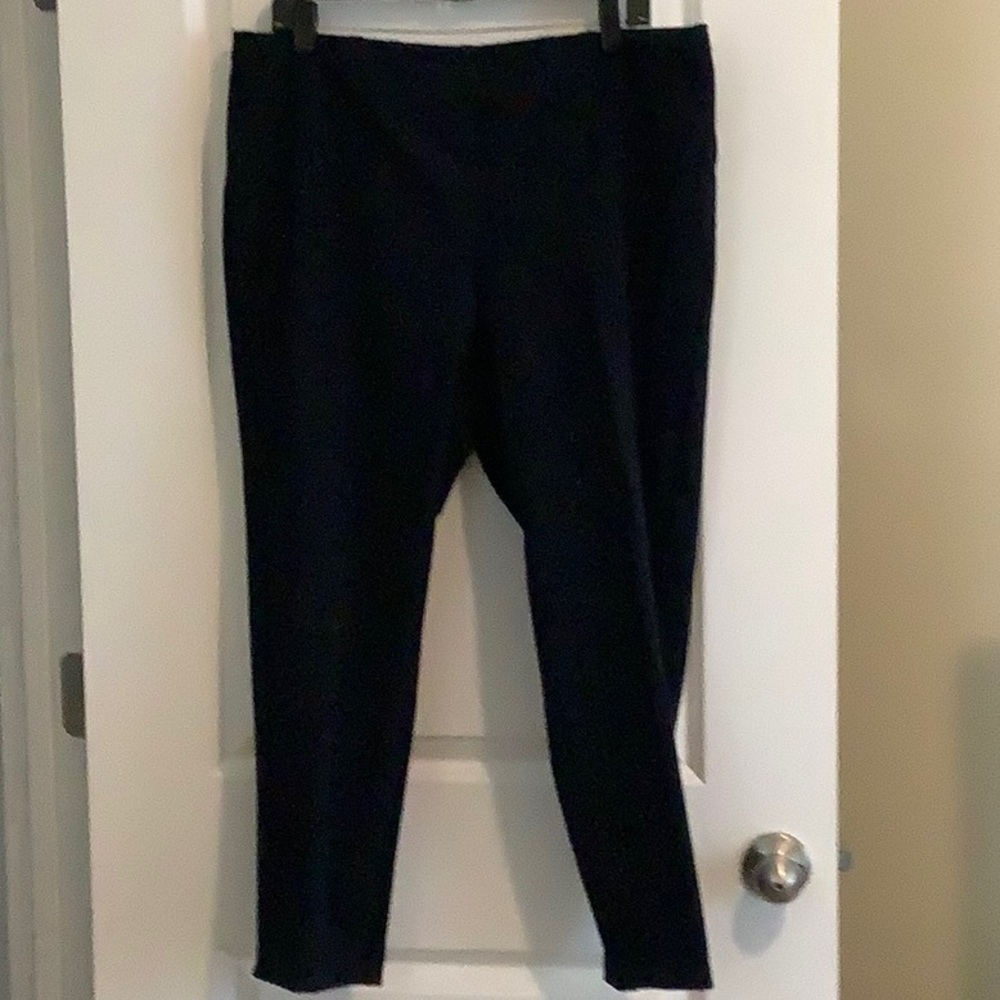 Karen Kane Black Ankle Cropped Pants